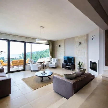 Villa Infinity Blue *